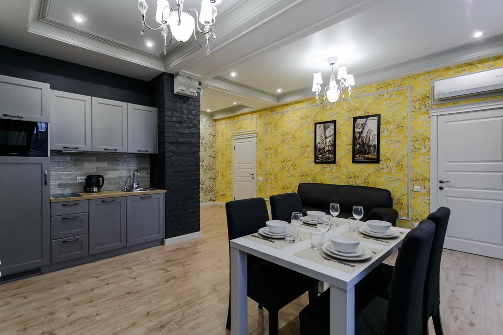 Royal Rent Minsk Apartment ภายนอก รูปภาพ